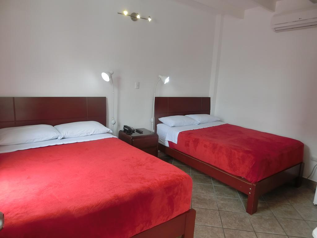 Hotel Miraflores Lodge Lima Room photo